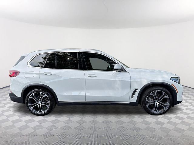 Used 2023 BMW X5 sDrive40i w/ Parking Assistance Package RWD image 4