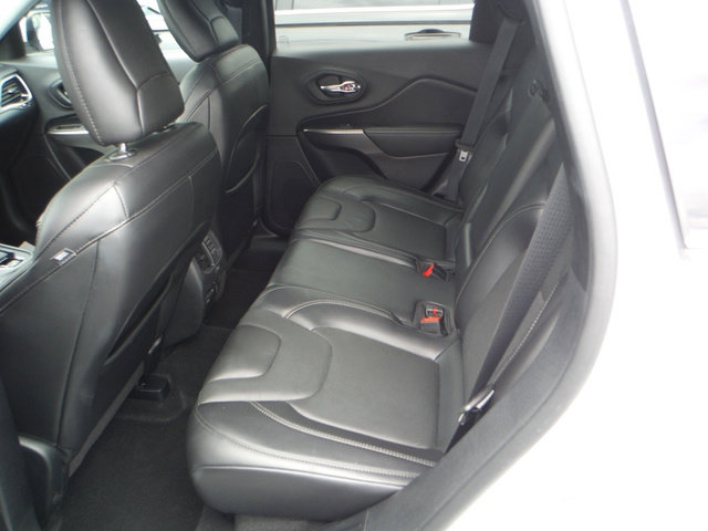 Used 2020 Jeep Cherokee Limited AWD/4WD image 39
