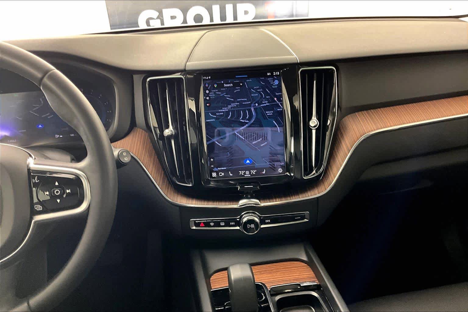 Used 2024 Volvo XC60 B5 Plus w/ Protection Package Premier image 7