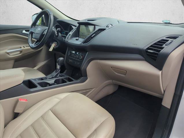 Used 2017 Ford Escape SE w/ SE Leather Comfort Package FWD image 30