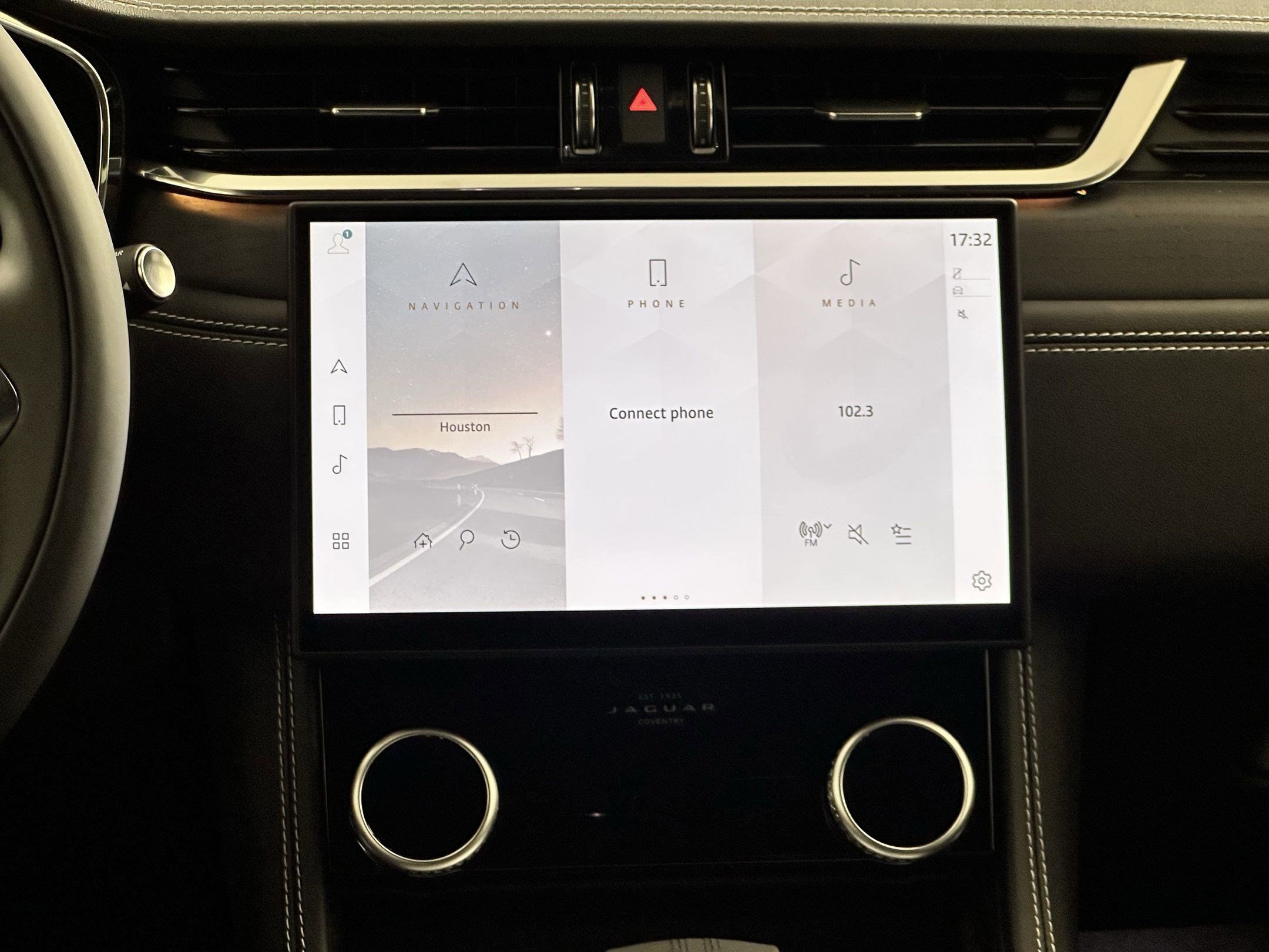 New 2026 Jaguar F-PACE R-Dynamic S image 22