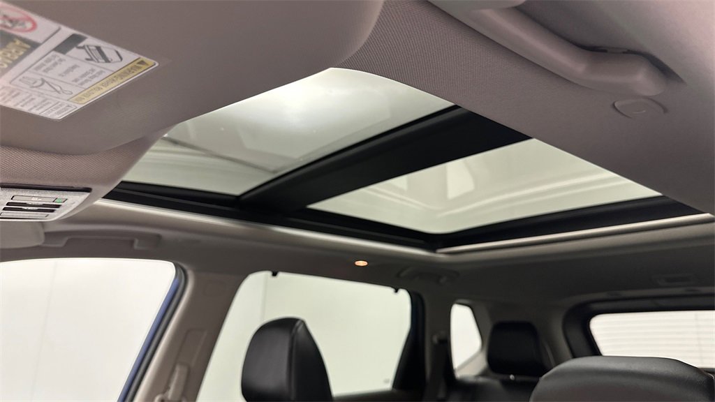 Certified 2023 Nissan Rogue SV w/ SV Premium Package image 18