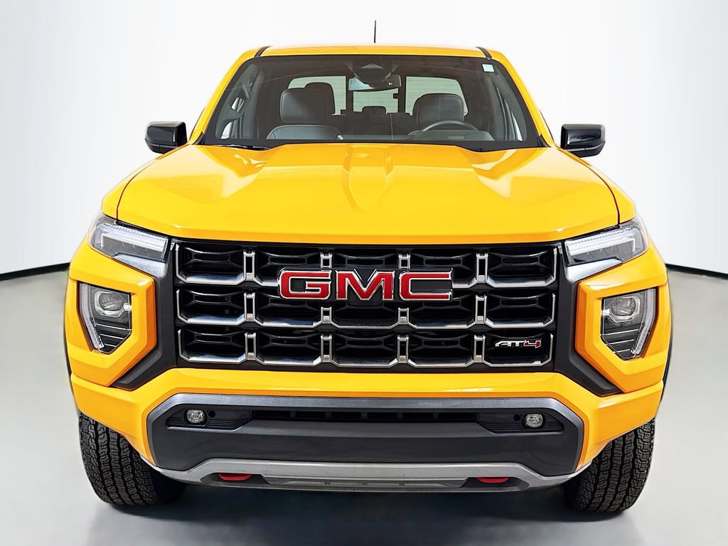 Certified 2026 GMC Canyon AT4 w/ AT4 Premium Package AWD/4WD image 2