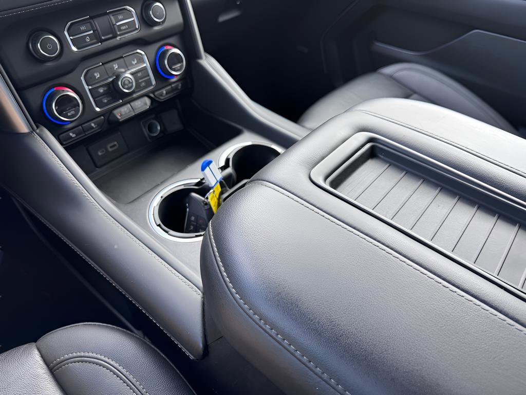 Used 2022 Chevrolet Tahoe LT w/ Luxury Package image 37