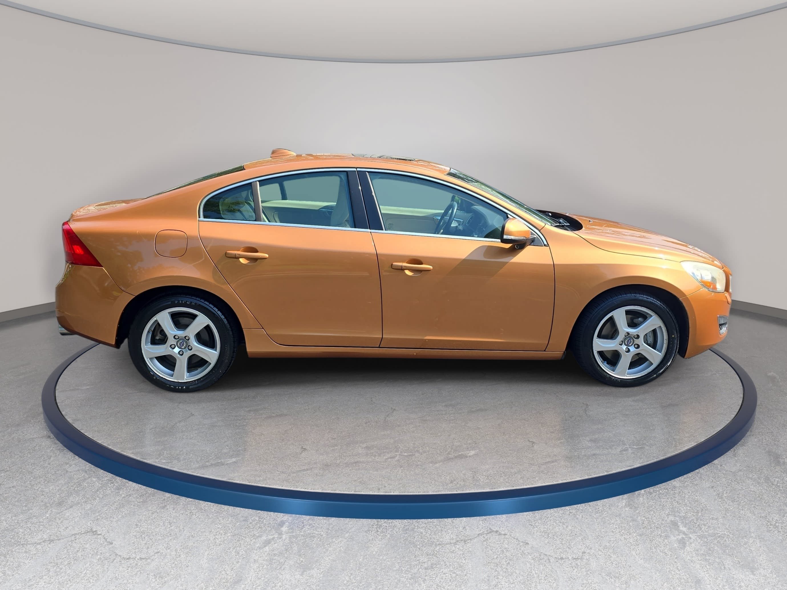 Used 2013 Volvo S60 T5 FWD image 4