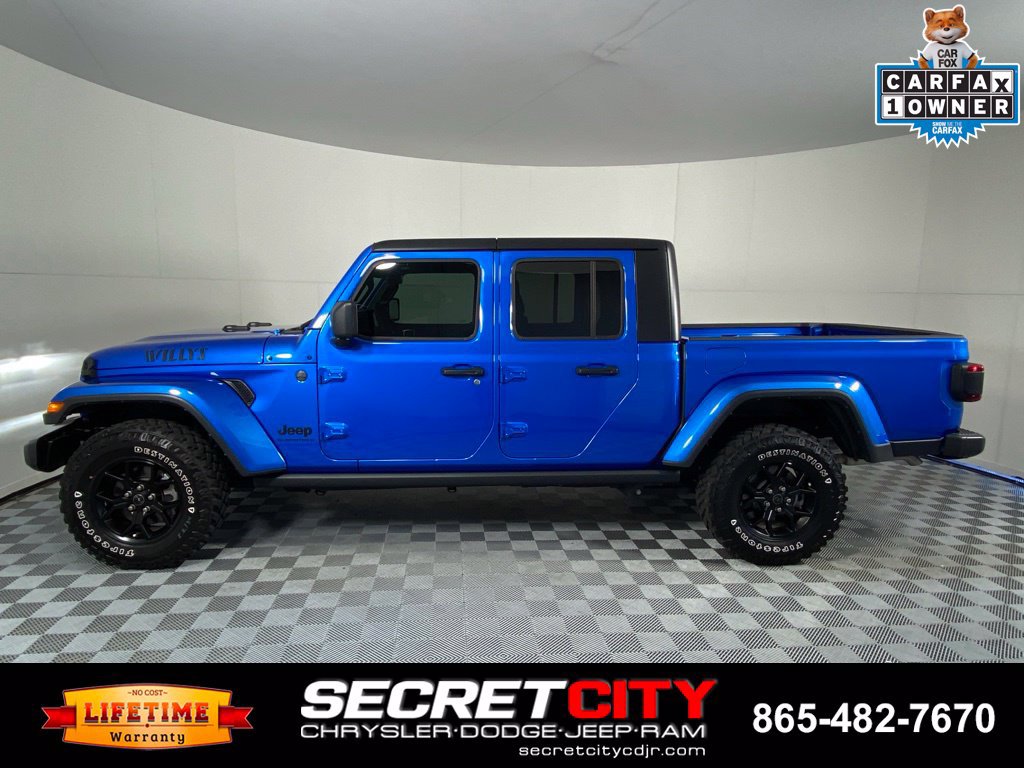 Used 2025 Jeep Gladiator Mojave AWD/4WD image 4