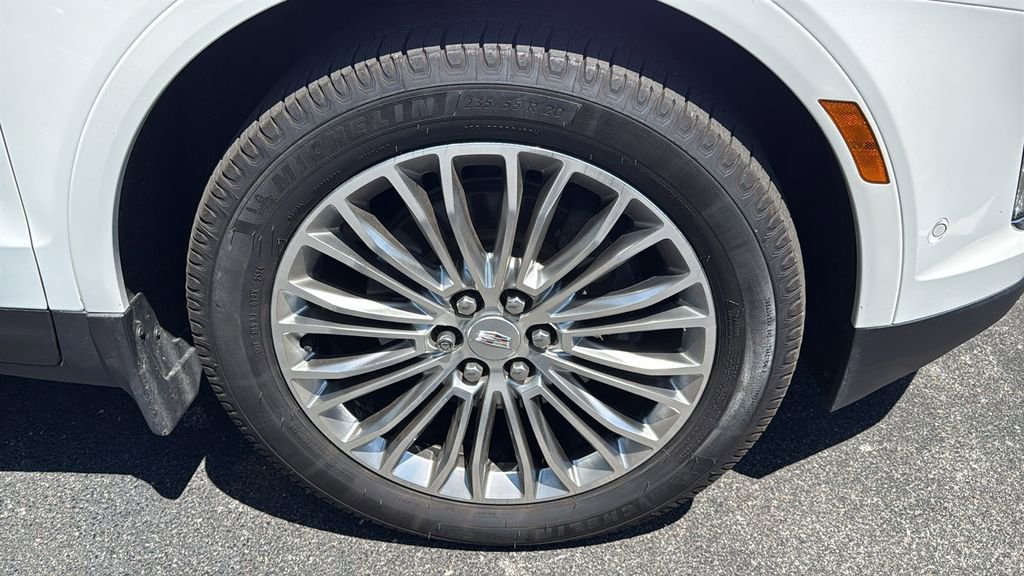 Used 2019 Cadillac XT5 Platinum AWD/4WD image 10