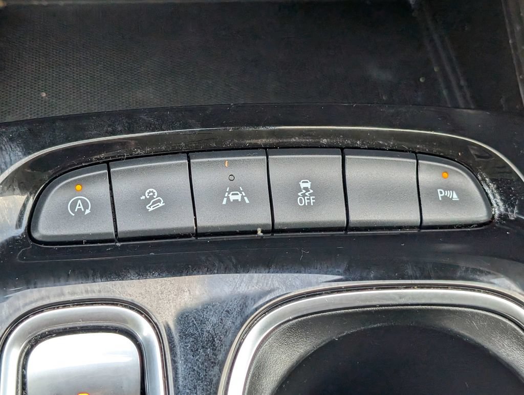 Used 2023 Buick Envision Preferred w/ Sport Touring Package AWD/4WD image 28