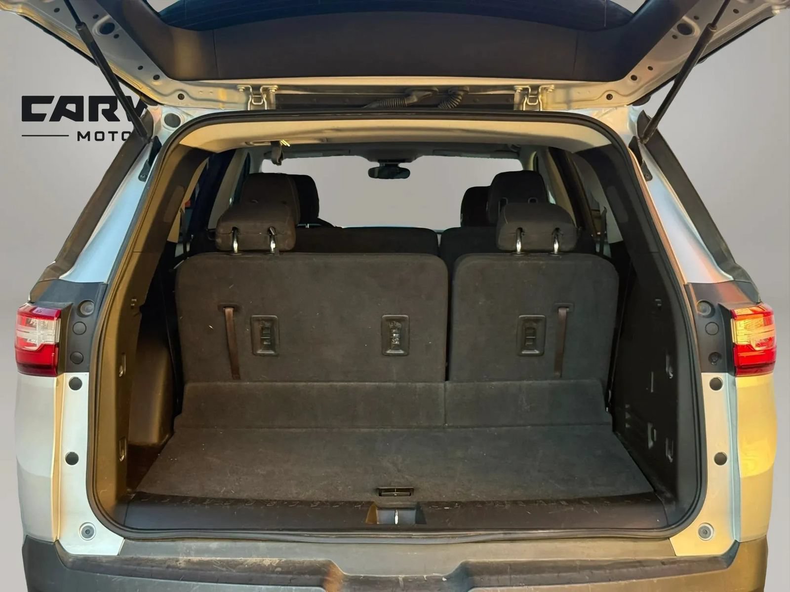 Used 2018 Chevrolet Traverse LS FWD image 28