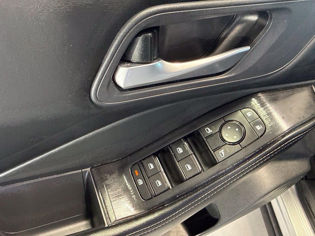 Used 2024 Nissan Rogue SV AWD/4WD image 22