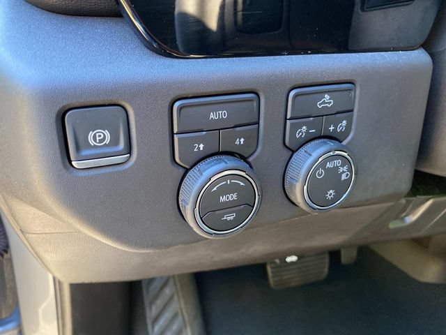 Used 2024 Chevrolet Silverado 1500 LT AWD/4WD image 16