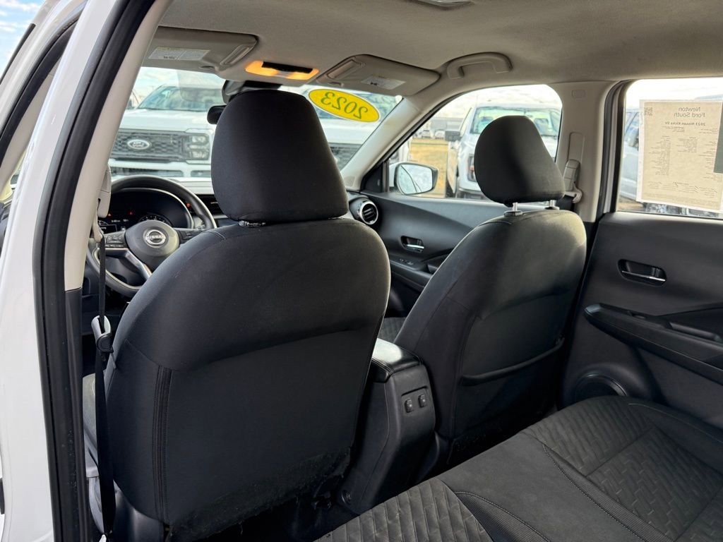 Used 2023 Nissan Kicks SV image 12