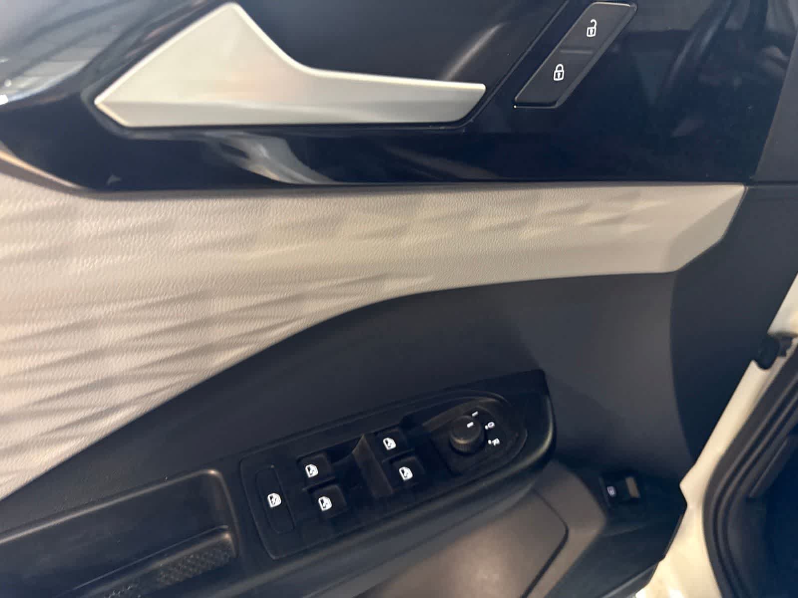 Used 2022 Volkswagen Taos S FWD image 19