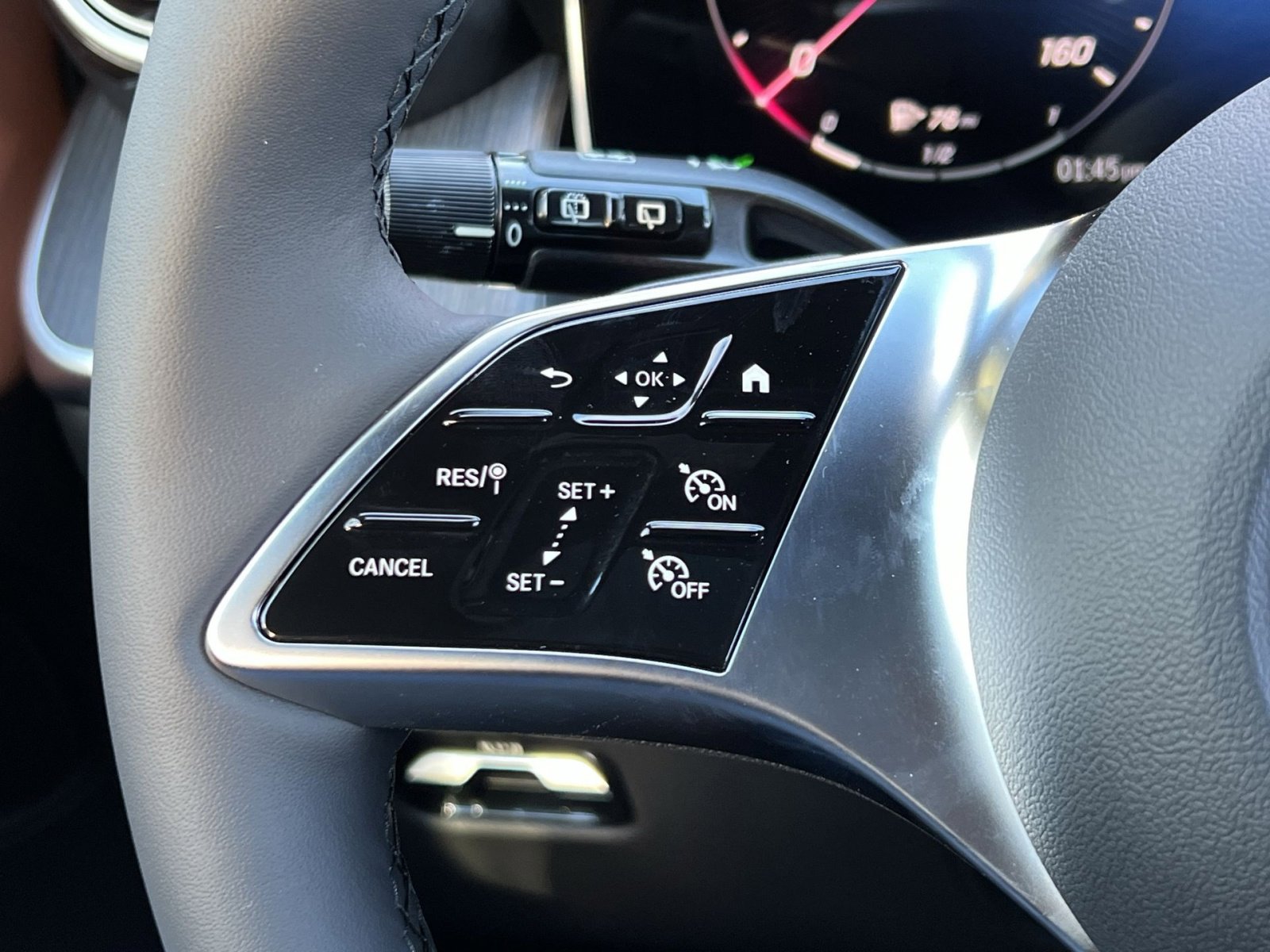 New 2026 Mercedes-Benz GLC 300 4MATIC image 30