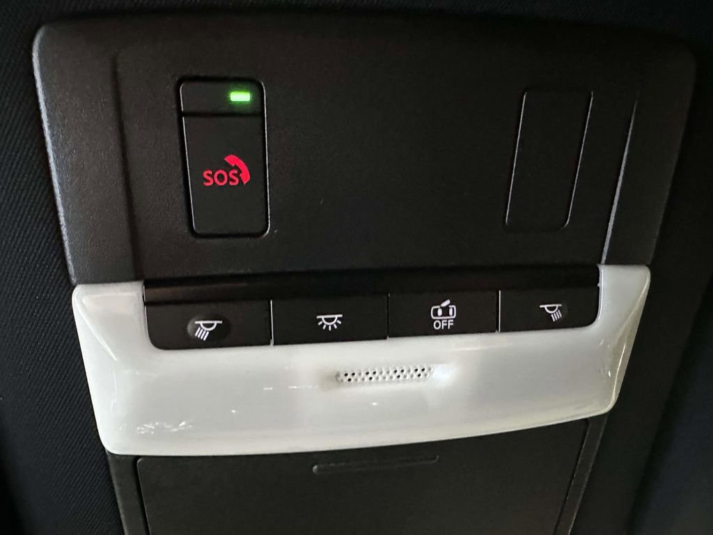 Used 2025 Nissan Pathfinder Rock Creek AWD/4WD image 37
