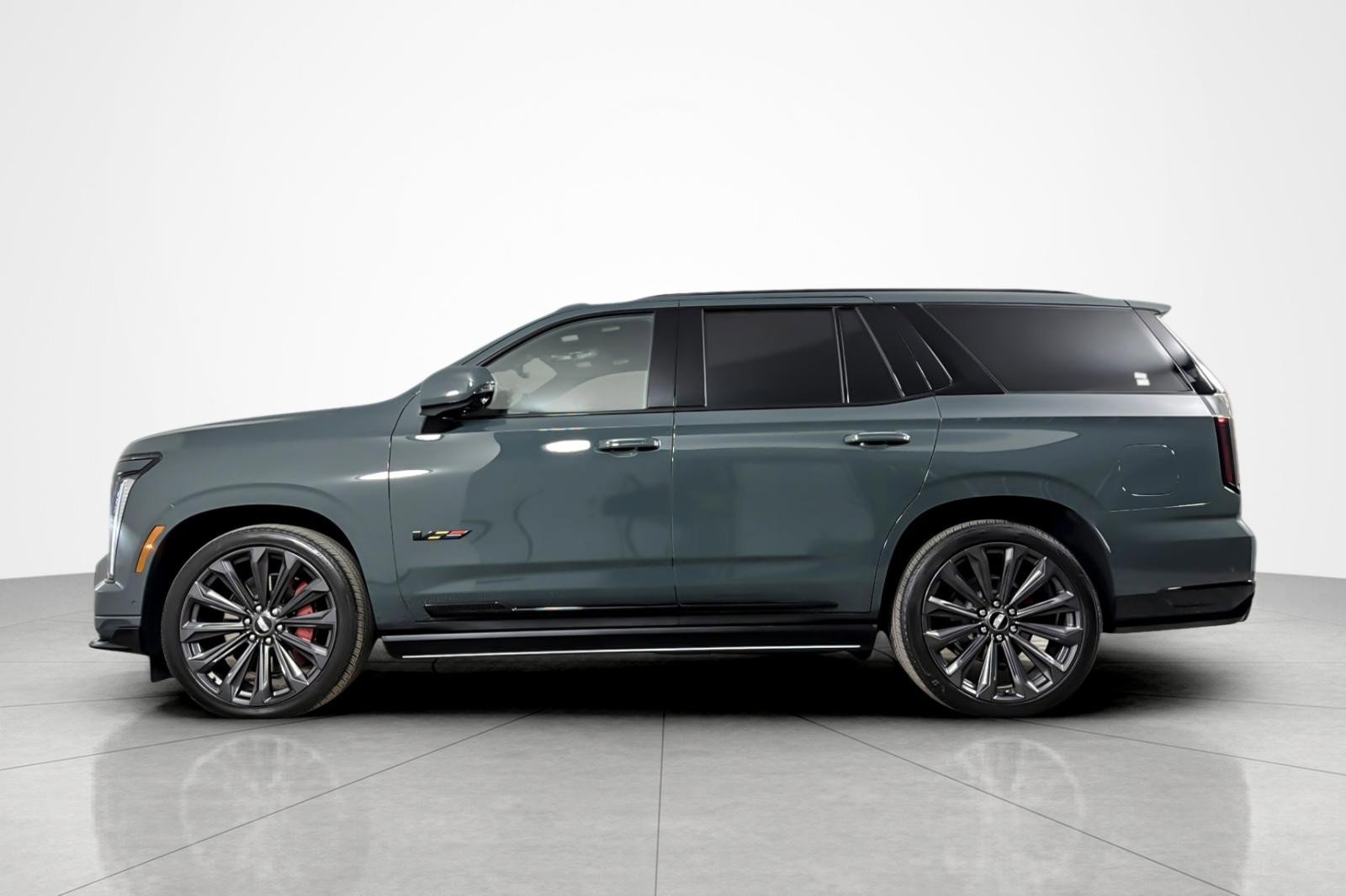 Used 2026 Cadillac Escalade V AWD/4WD image 2