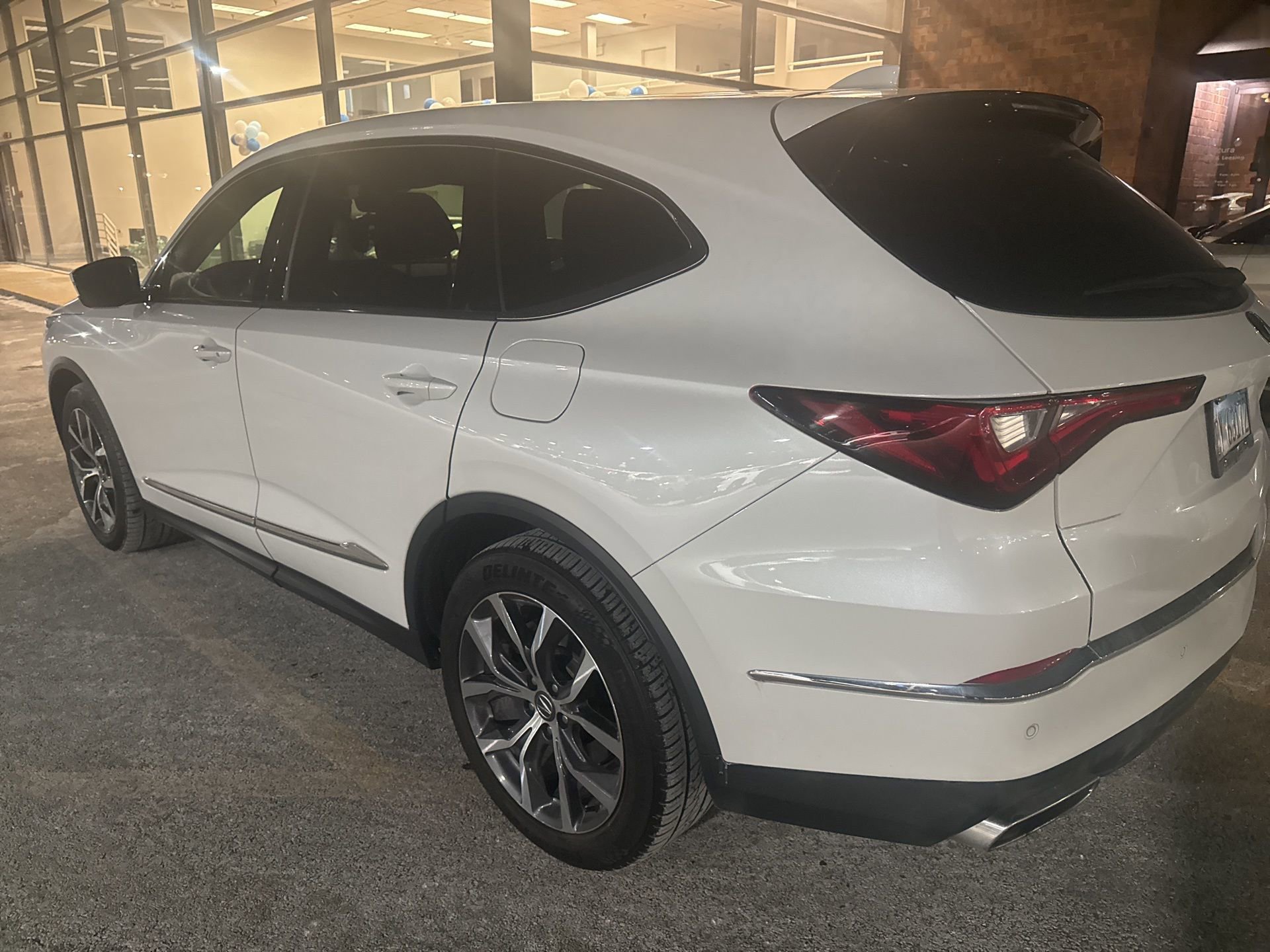 Used 2022 Acura MDX SH-AWD w/ Technology Package image 14