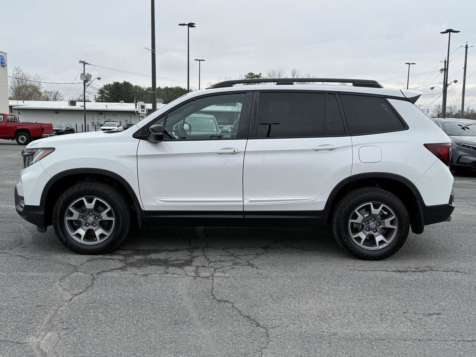 Certified 2023 Honda Passport TrailSport image 8