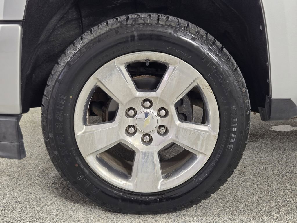Used 2016 Chevrolet Silverado 1500 LT w/ LT Convenience Package AWD/4WD image 13