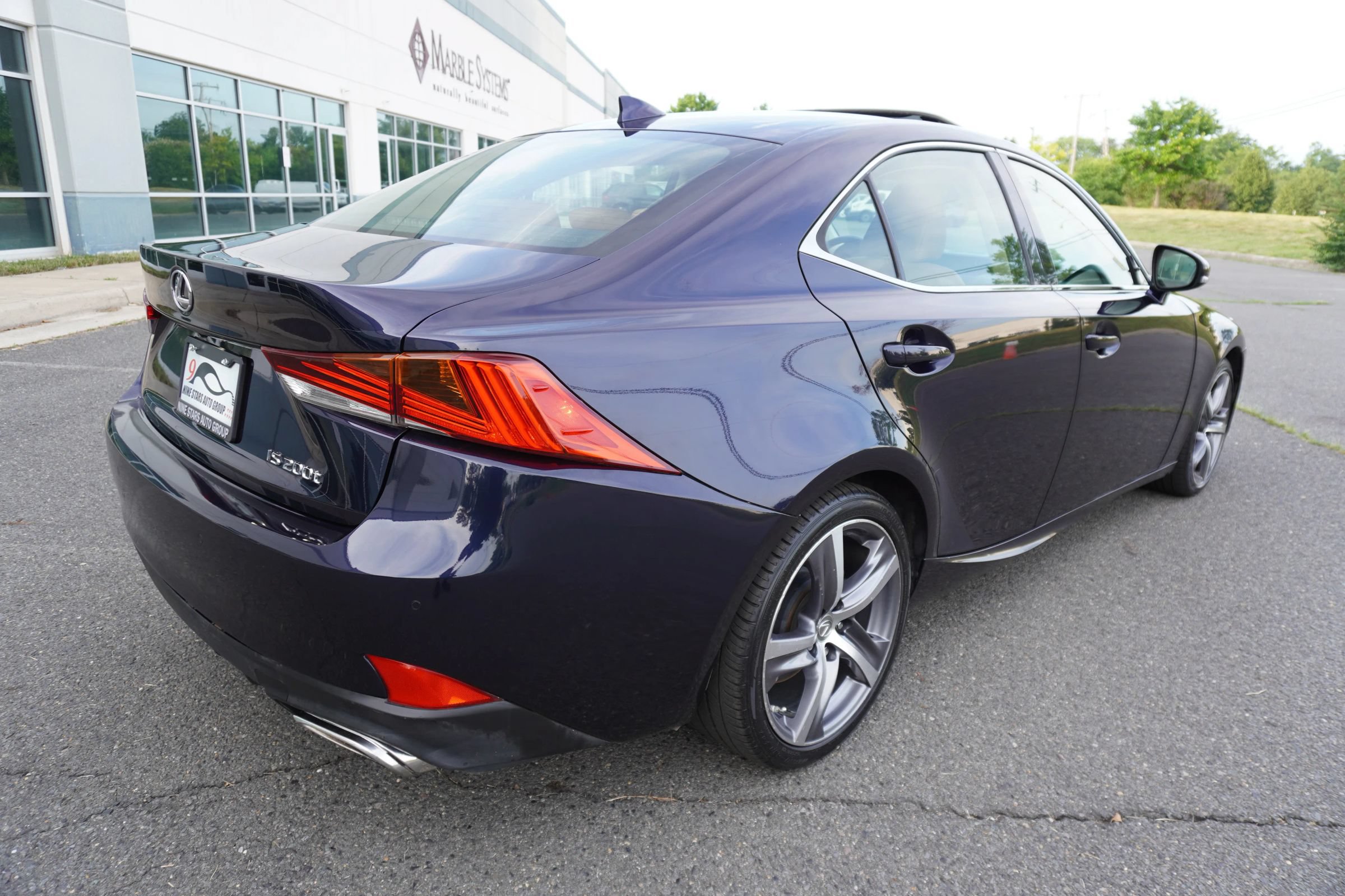 Used 2017 Lexus IS 200t w/ Premium Package RWD image 7