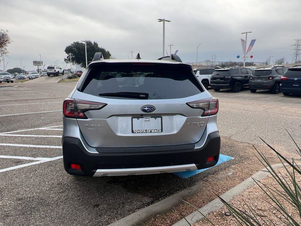 Used 2024 Subaru Outback Limited XT image 4