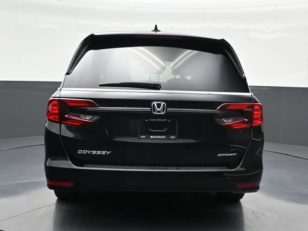 Used 2024 Honda Odyssey Sport image 4