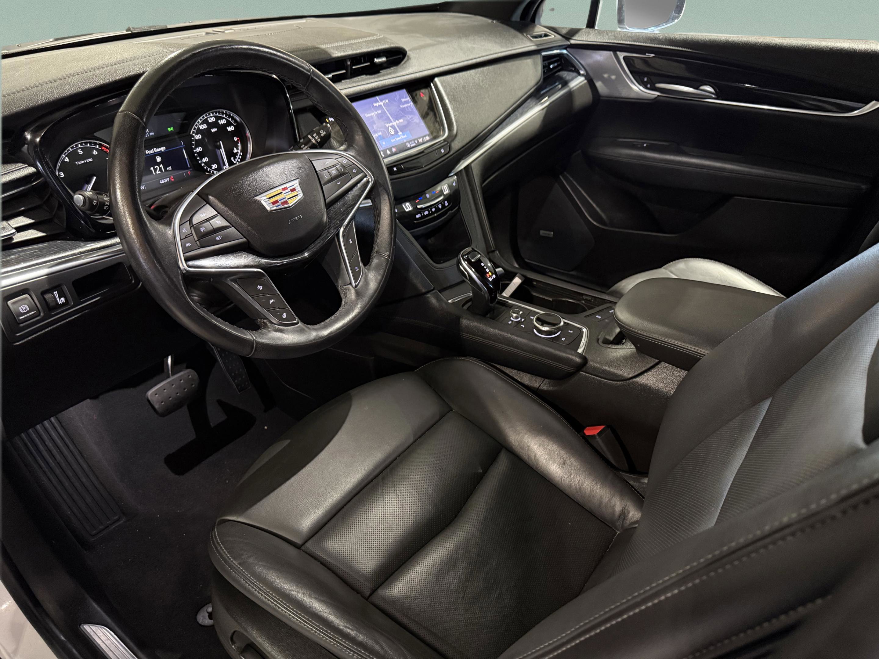 Used 2024 Cadillac XT5 Premium Luxury image 11