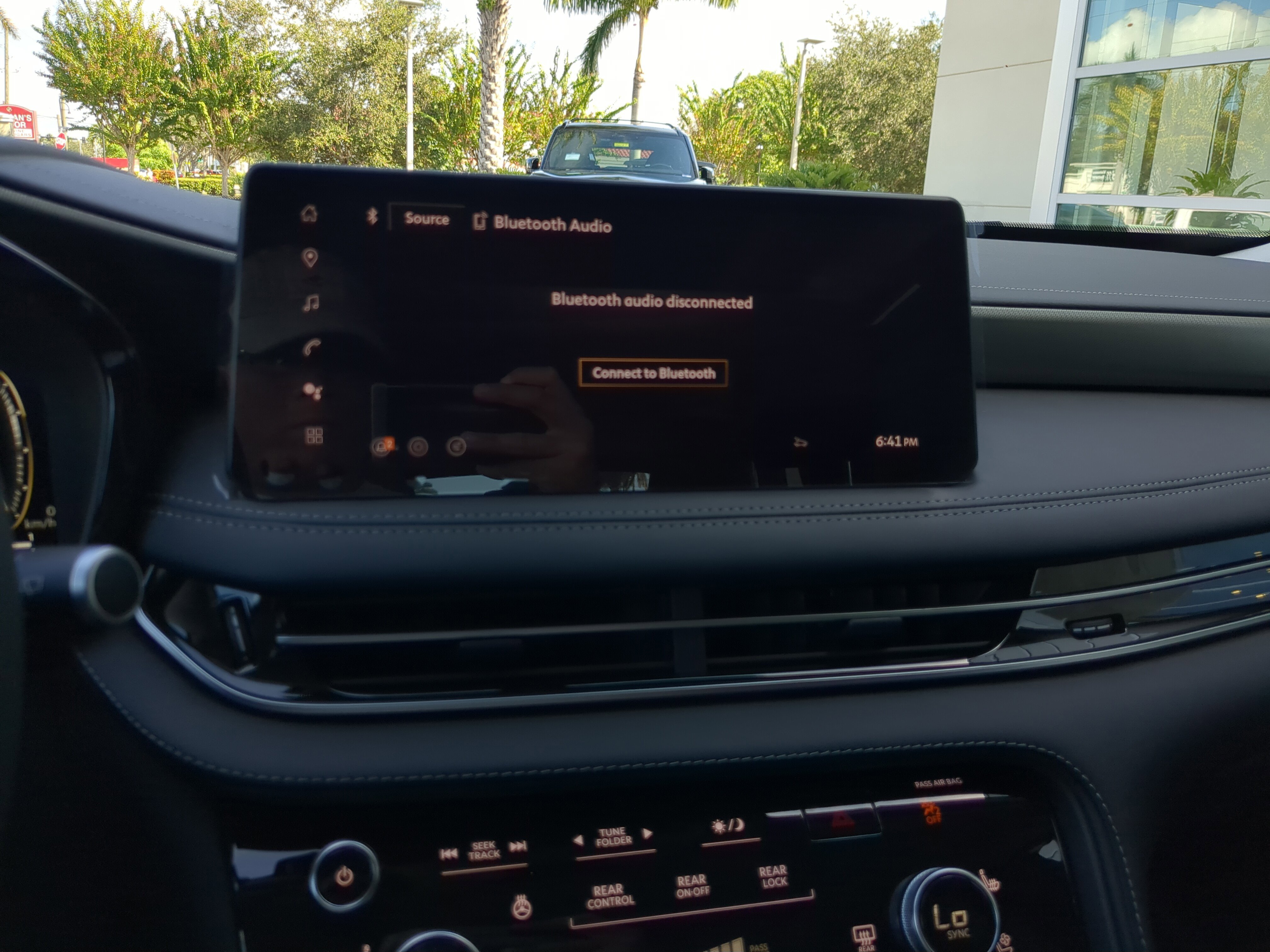 New 2026 INFINITI QX60 Luxe w/ Cargo Package image 23