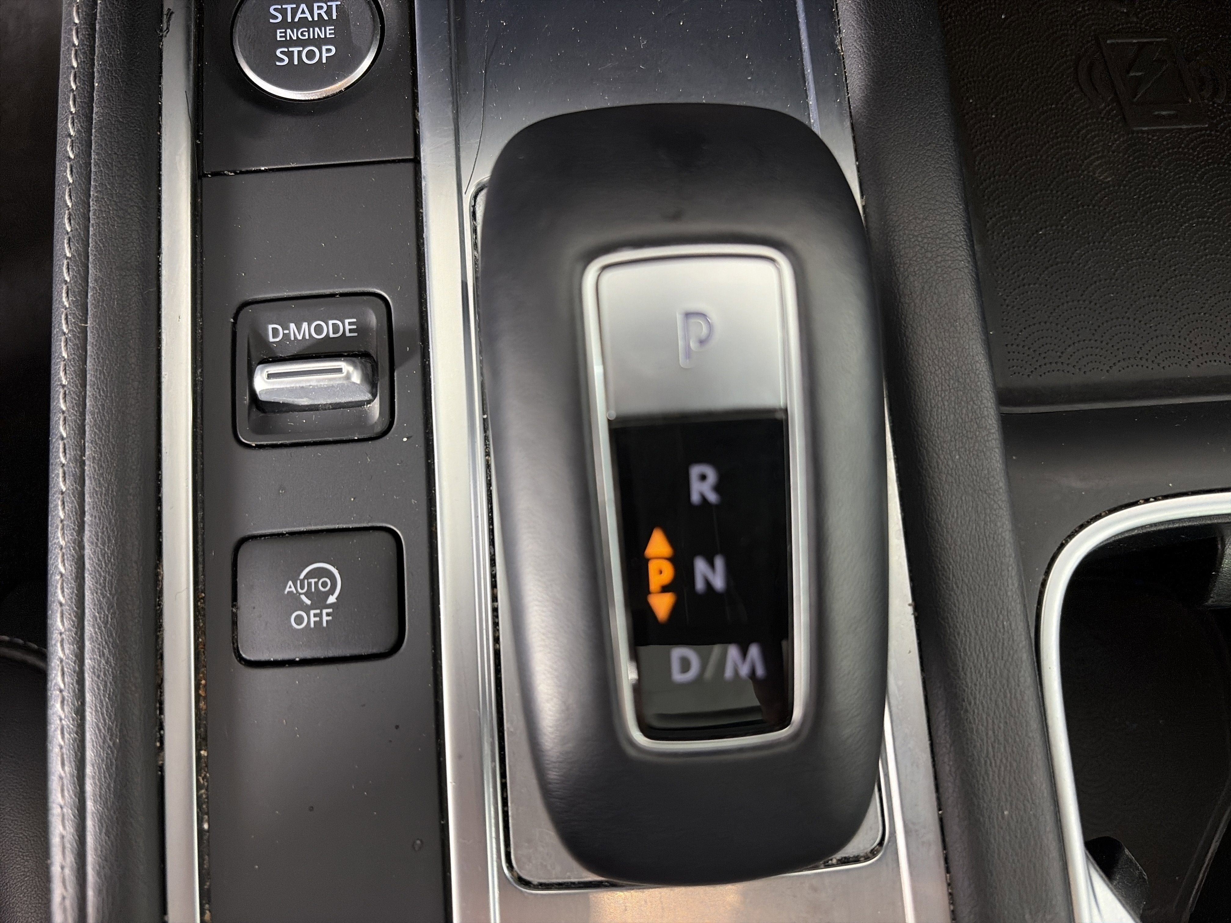 Used 2023 INFINITI QX60 Pure AWD/4WD image 30
