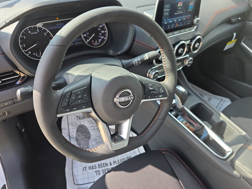 Used 2025 Nissan Sentra SR image 6