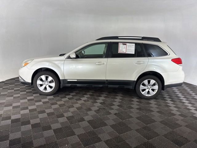 Used 2011 Subaru Outback 2.5i Limited image 10