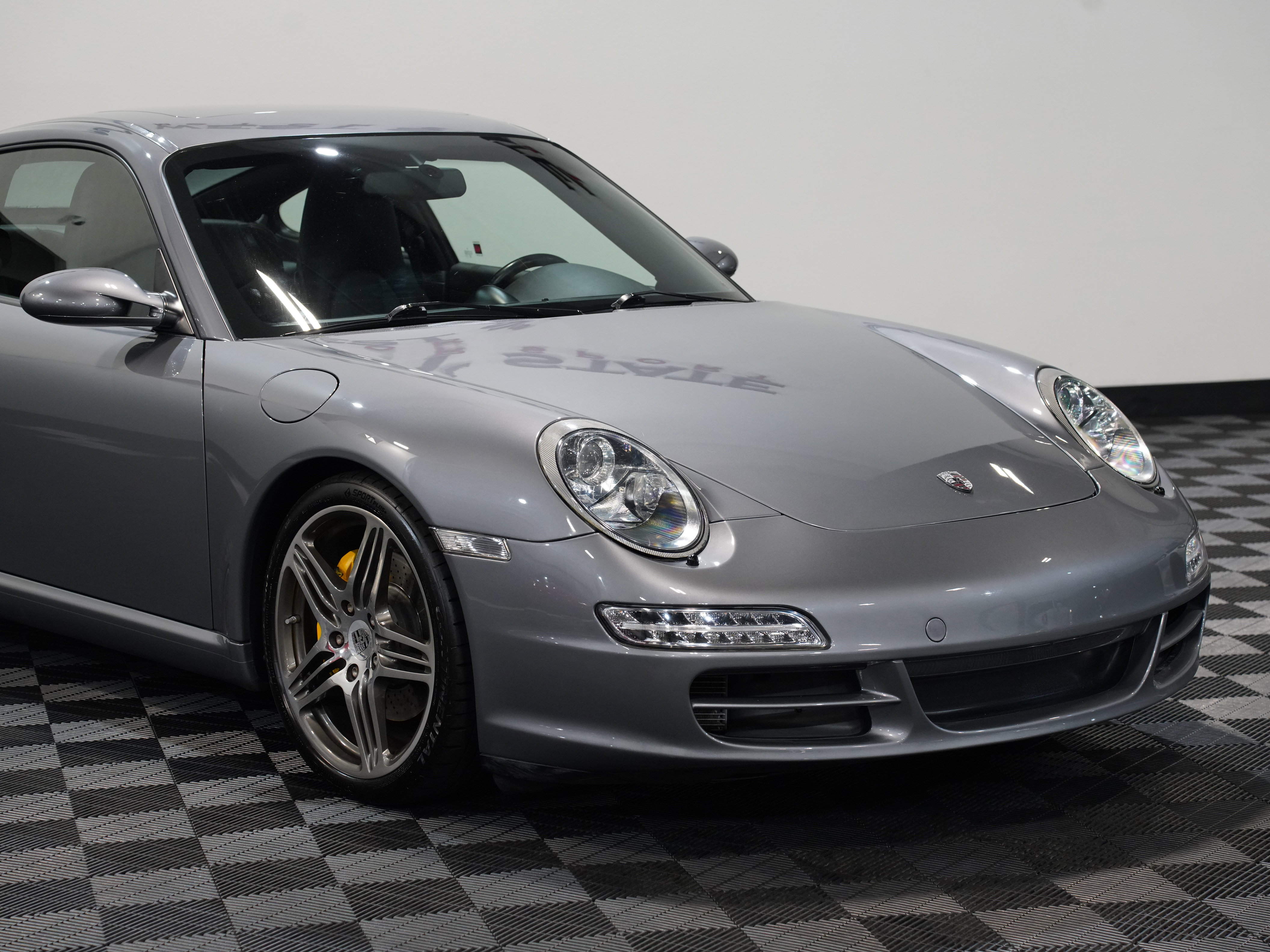 Used 2007 Porsche 911 Carrera S image 9