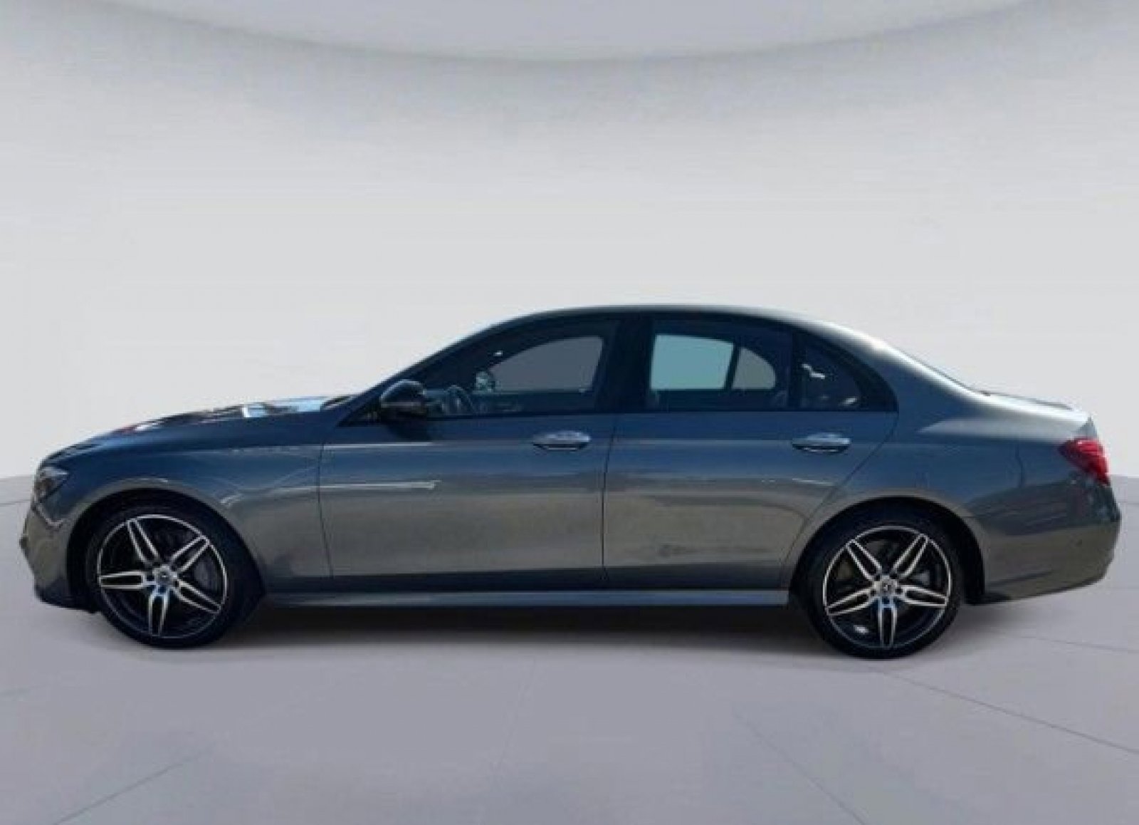 Used 2019 Mercedes-Benz E 450 4MATIC Sedan image 8