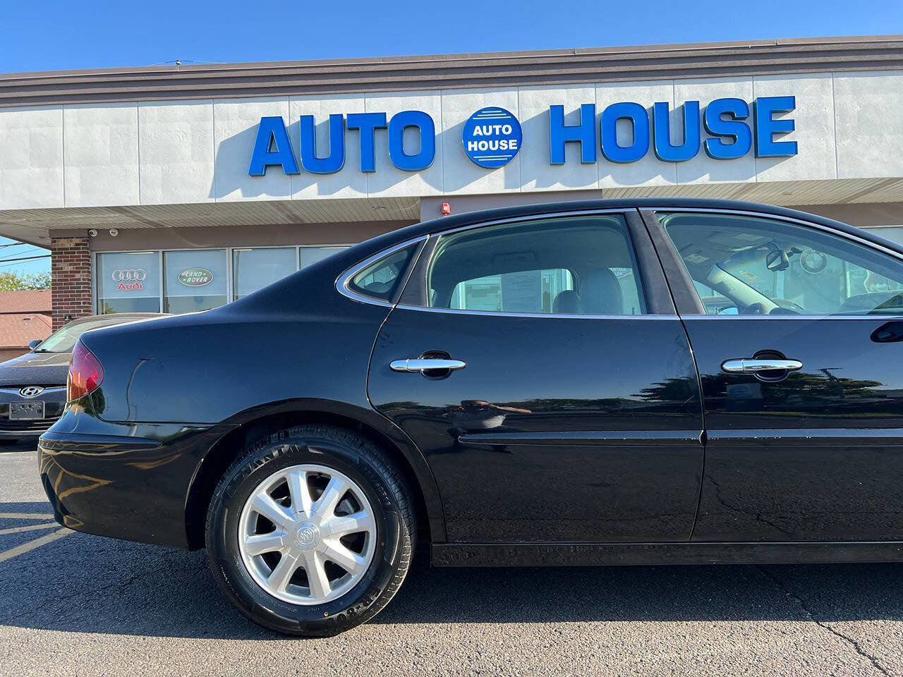 Used 2006 Buick LaCrosse CXL w/ Driver Confidence Package FWD image 38