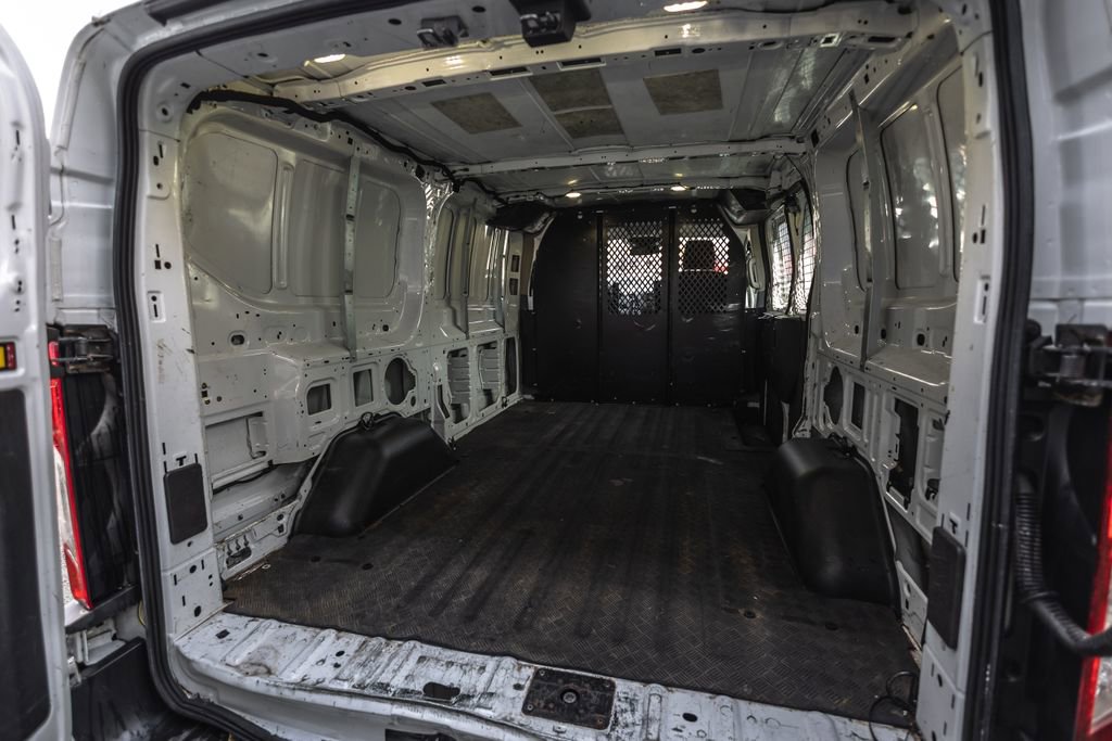 Used 2017 Ford Transit 250 130 Low Roof w/ Exterior Upgrade Package image 26