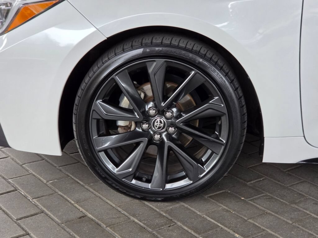 Used 2024 Toyota Corolla XSE FWD image 9
