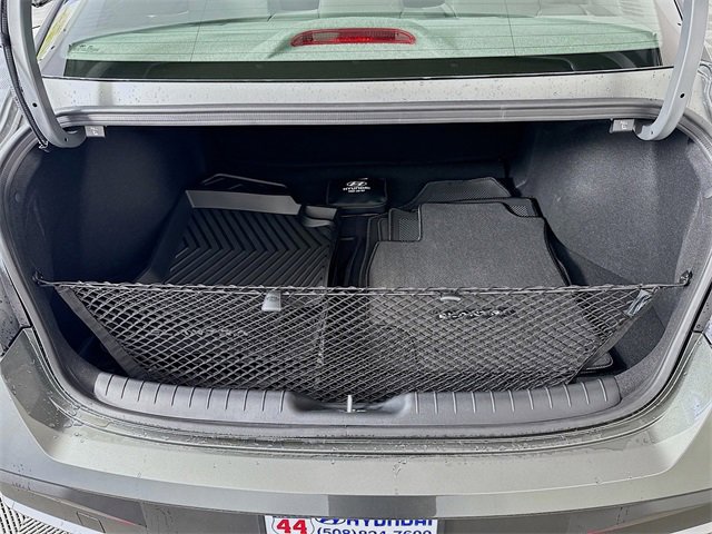 New 2025 Hyundai Elantra SEL image 25