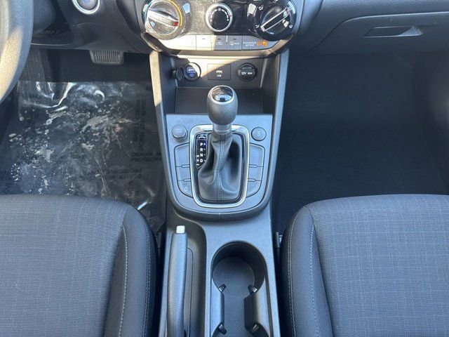 Used 2022 Hyundai Kona SEL image 15