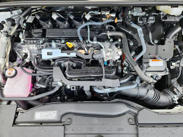 Used 2025 Toyota Prius Plug-In Hybrid FWD image 32