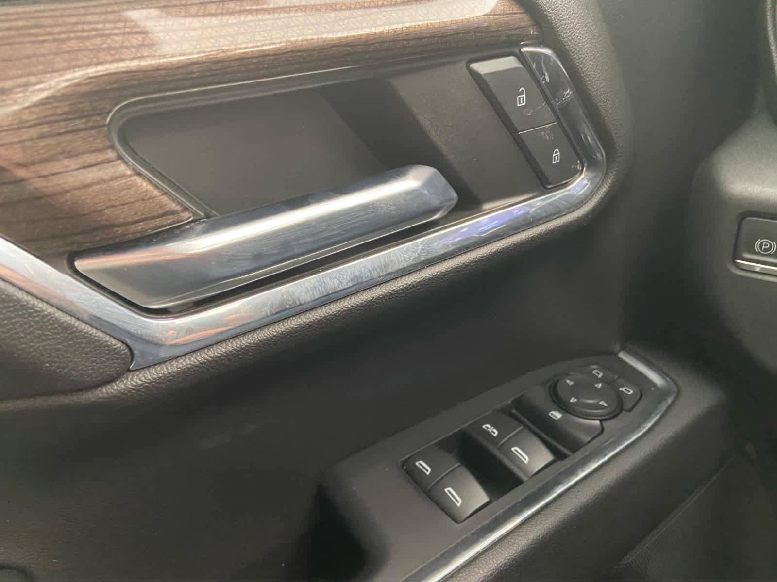 Used 2023 Chevrolet Silverado 1500 LT image 34