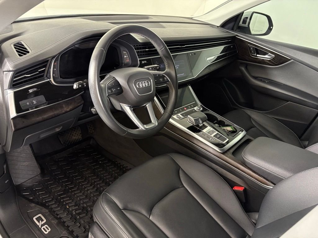Used 2023 Audi Q8 Premium AWD/4WD image 17
