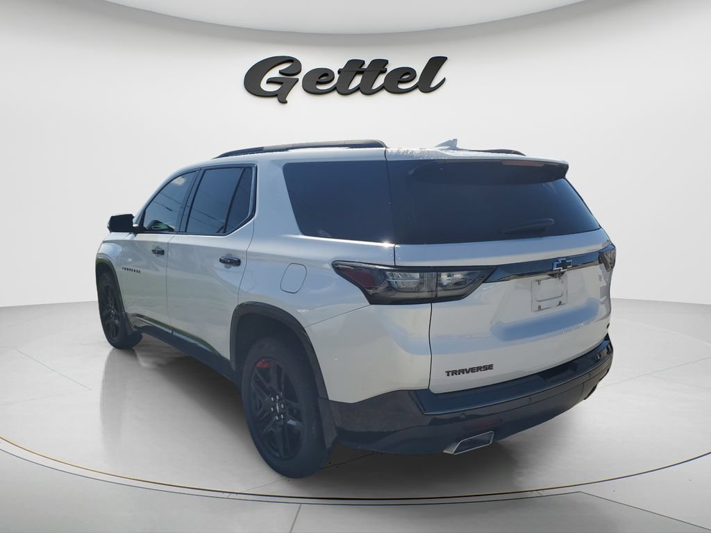 Used 2021 Chevrolet Traverse Premier w/ Redline Edition AWD/4WD image 5