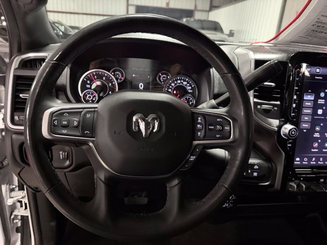 Used 2025 RAM 2500 Big Horn AWD/4WD image 25