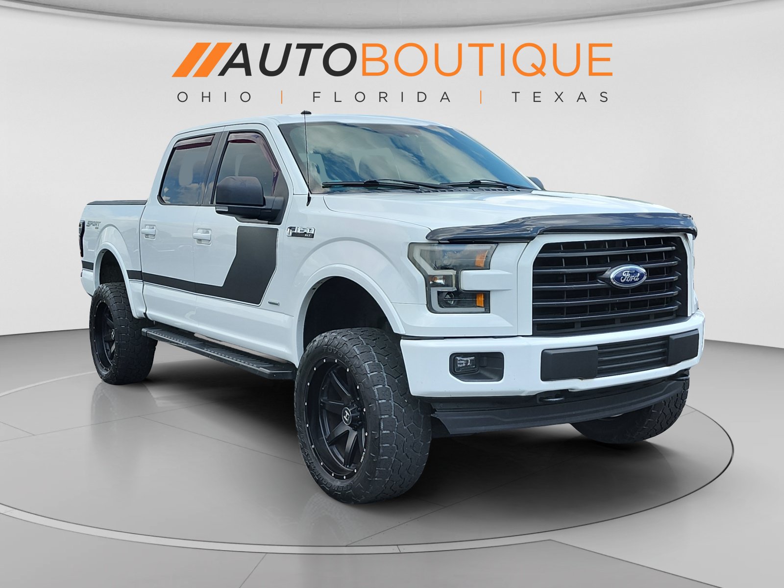 Used 2017 Ford F150 XLT w/ Equipment Group 302A Luxury AWD/4WD image 7