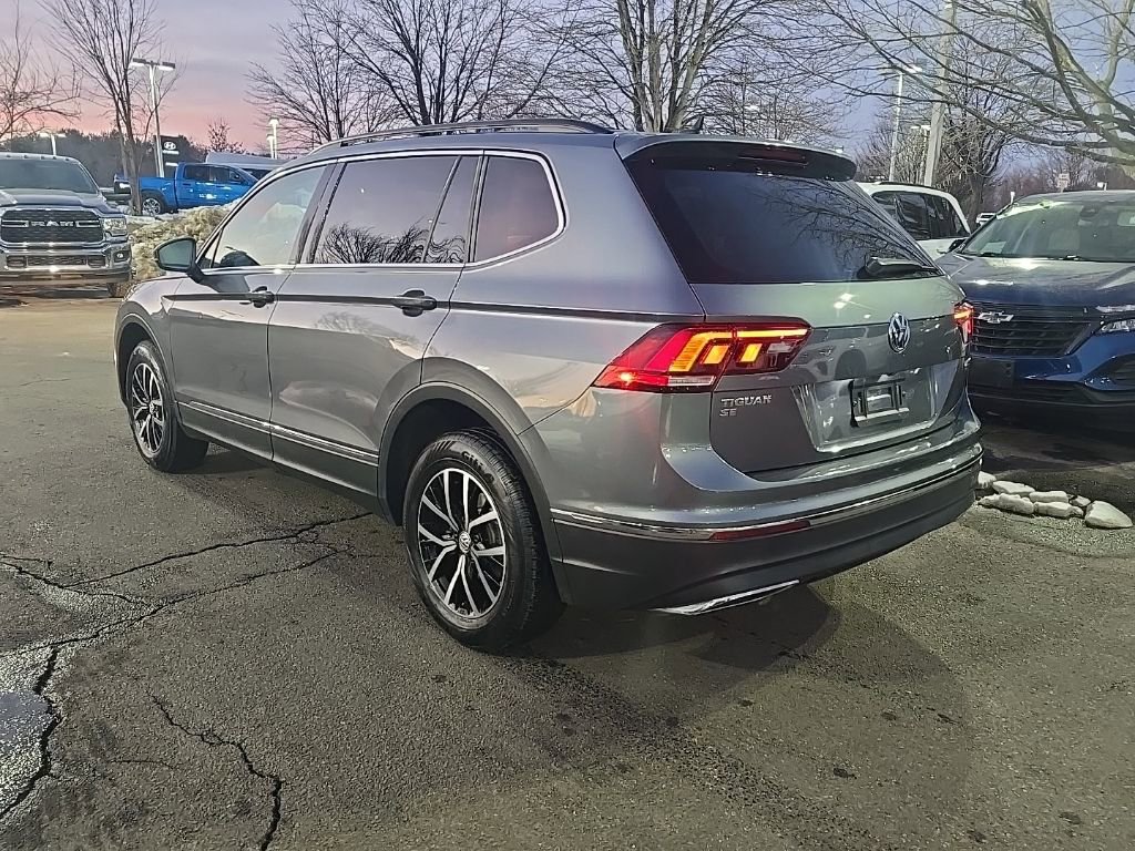 Used 2021 Volkswagen Tiguan SEL image 3