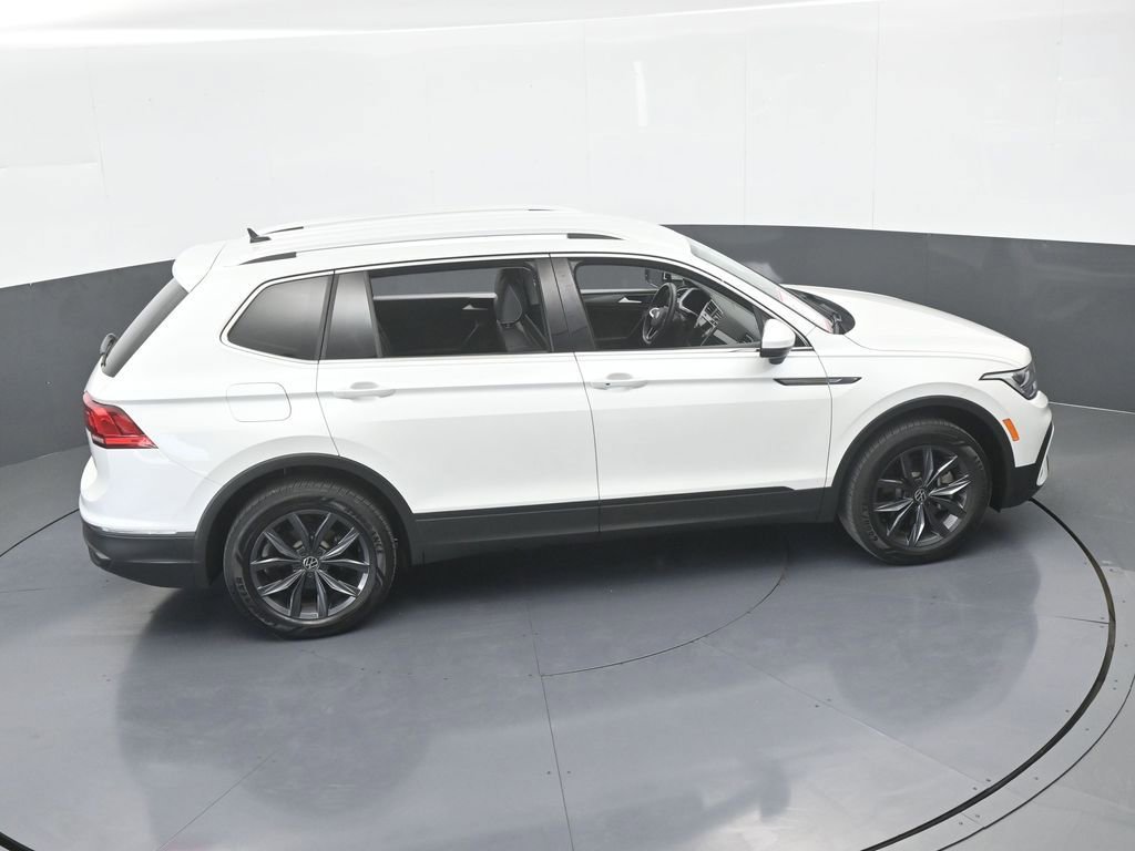 Used 2023 Volkswagen Tiguan SE image 52
