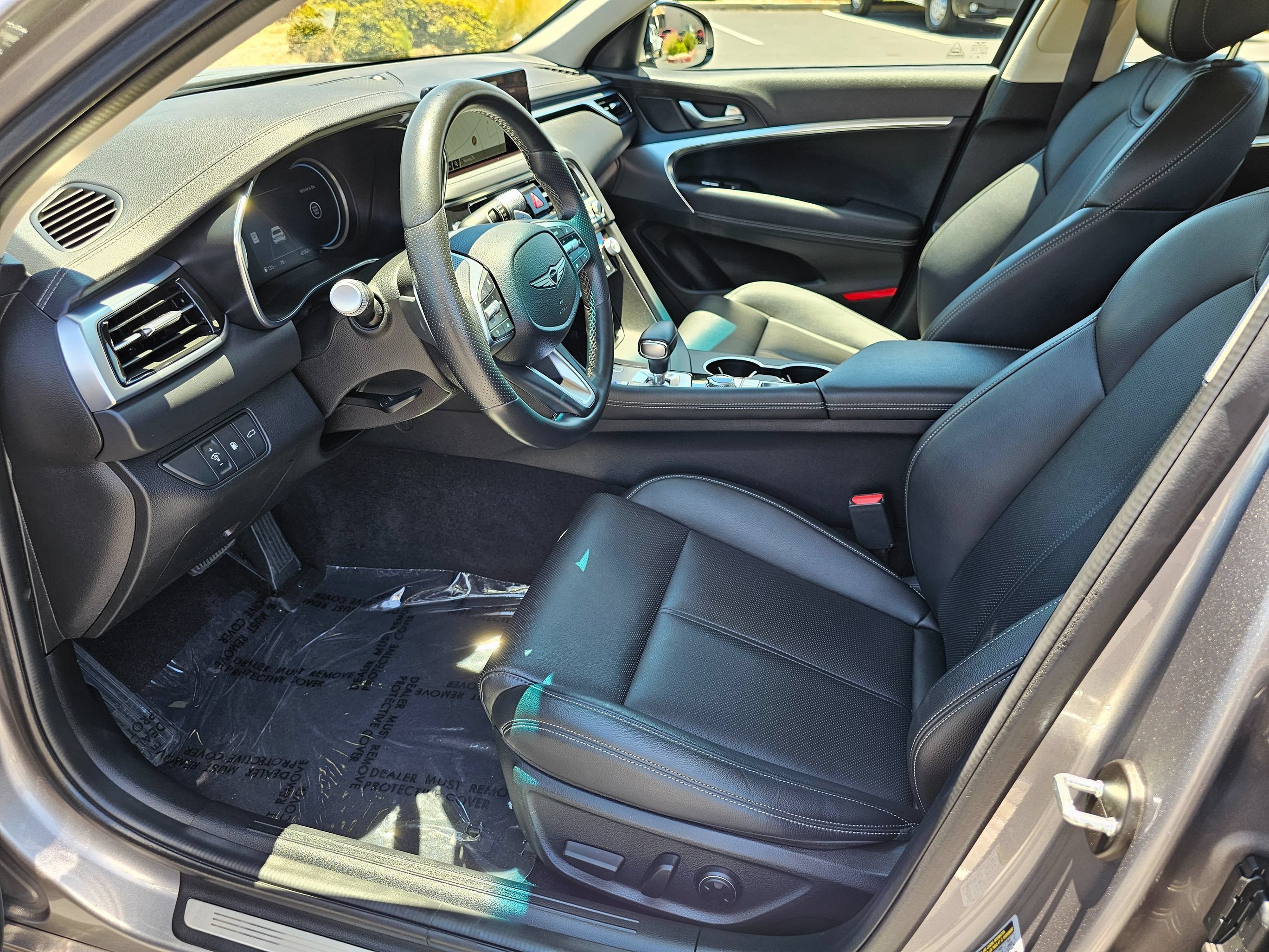 Used 2025 Genesis G70 2.5T RWD image 16