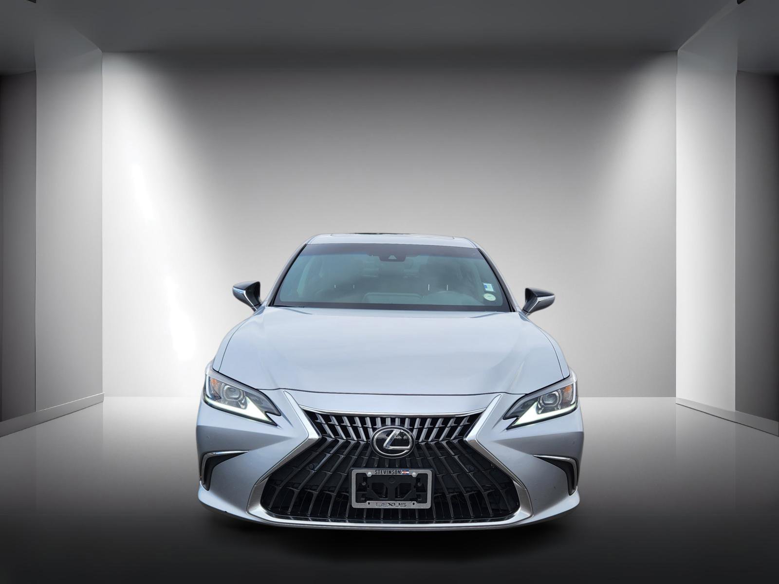 Used 2023 Lexus ES 250 w/ Premium Package image 5