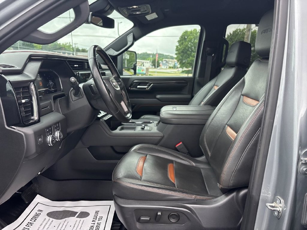 Used 2024 GMC Sierra 2500 AT4 w/ AT4 Preferred Package AWD/4WD image 27