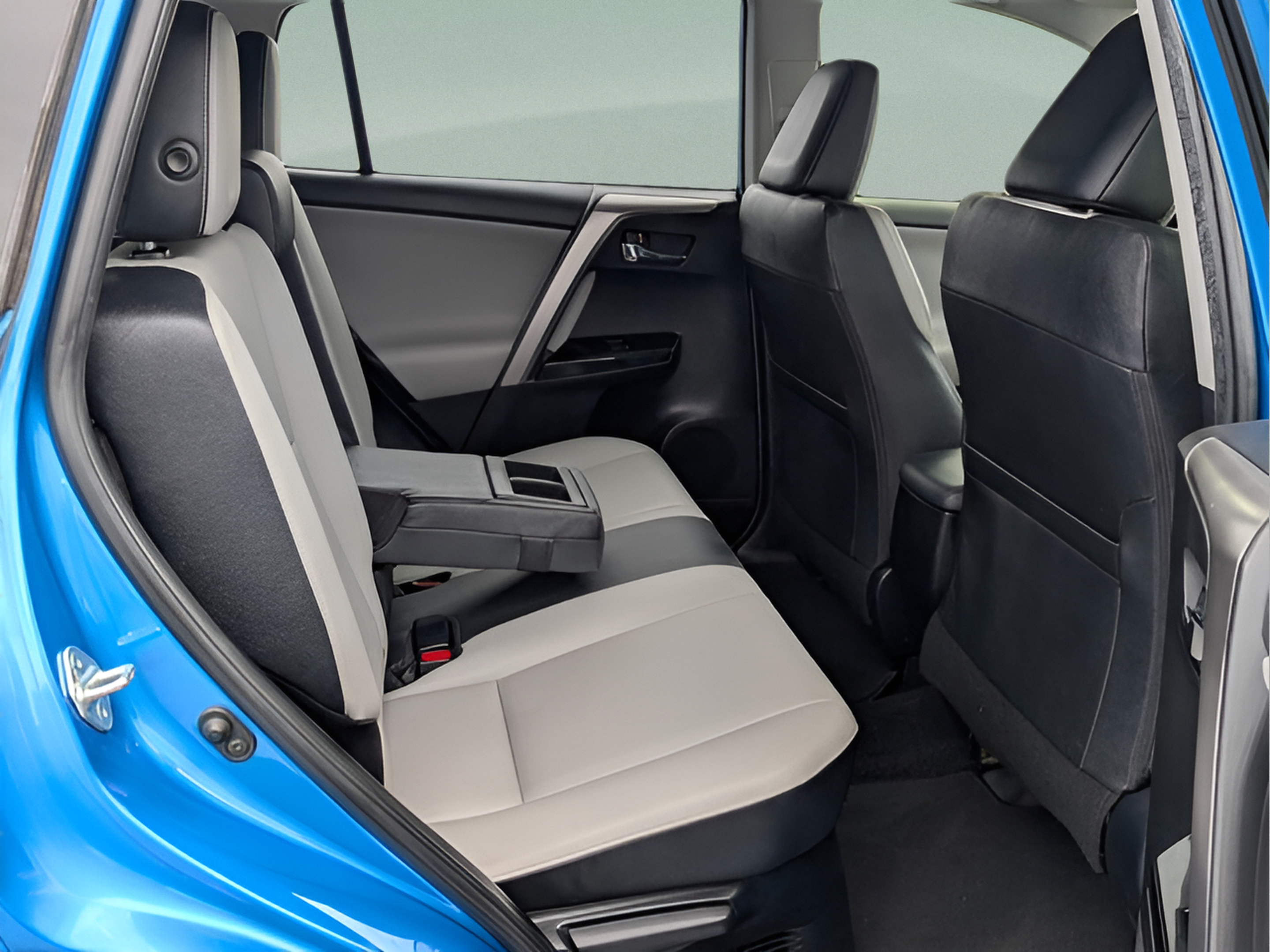 Used 2017 Toyota RAV4 Limited AWD/4WD image 12